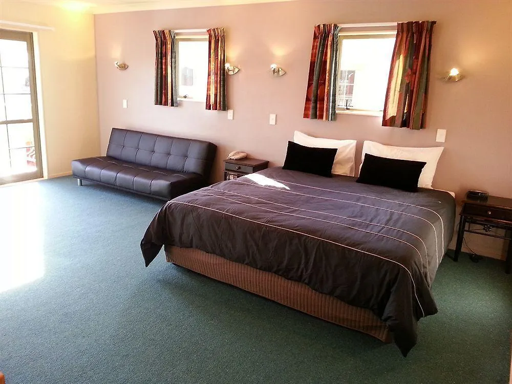 New Castle Motor Lodge Rotorua 4*,